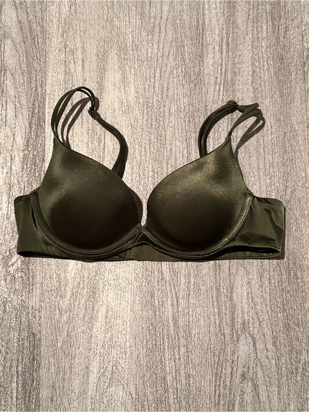 Victoria's Secret Olive Green Very Sexy Lightly Lined Plunge Bra